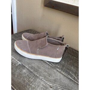 TOMS Womens Beige Pull Tab Tassel Paxton Leather Athletic Sneakers Size W9